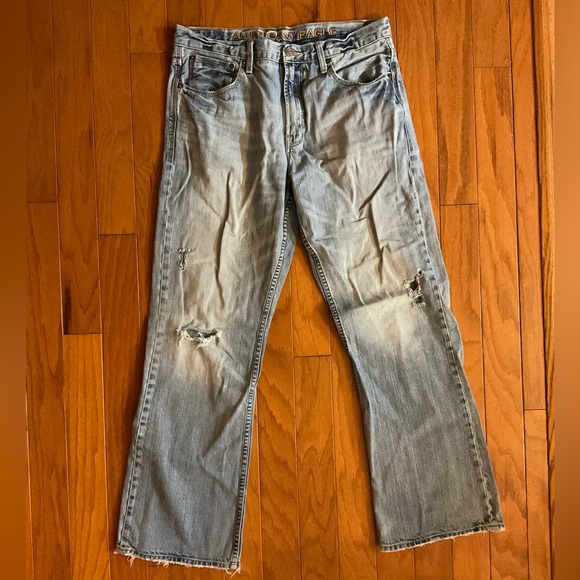 Men’s American Eagle Worn & Torn In All The Right Places Zipper 🪰 Blue Jeans! - Picture 6 of 9
